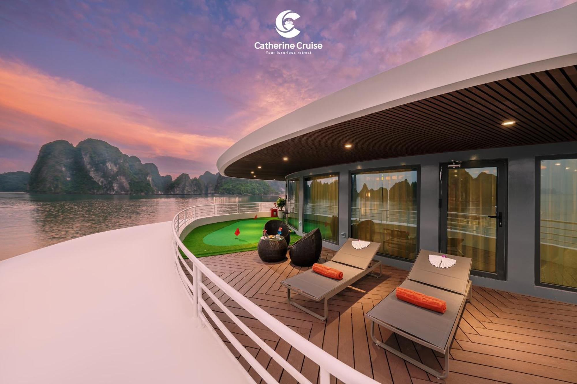 Catherine Cruises Ha Long Bay Exterior photo