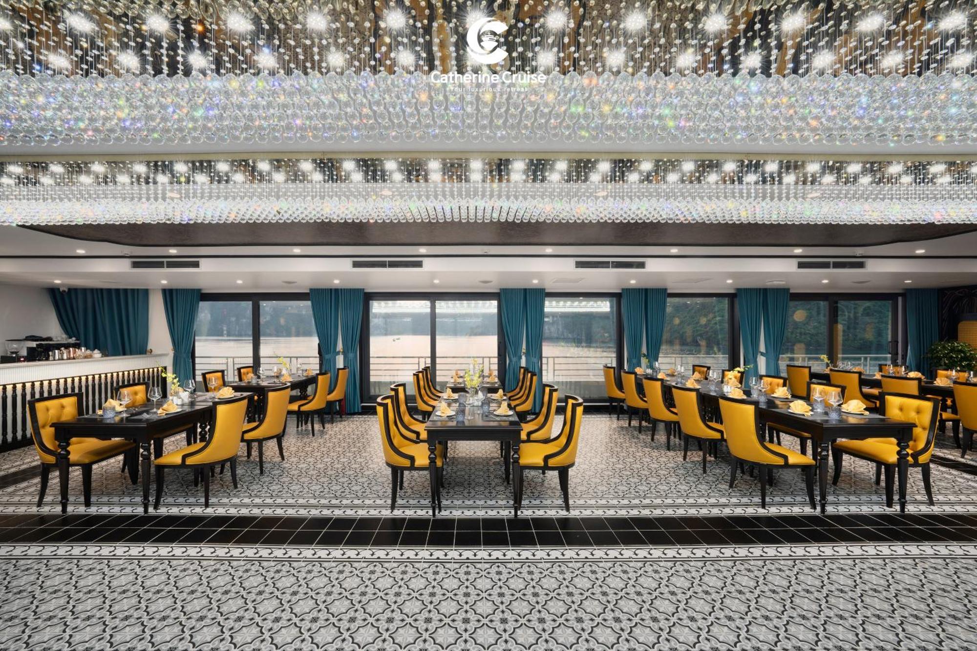 Catherine Cruises Ha Long Bay Exterior photo